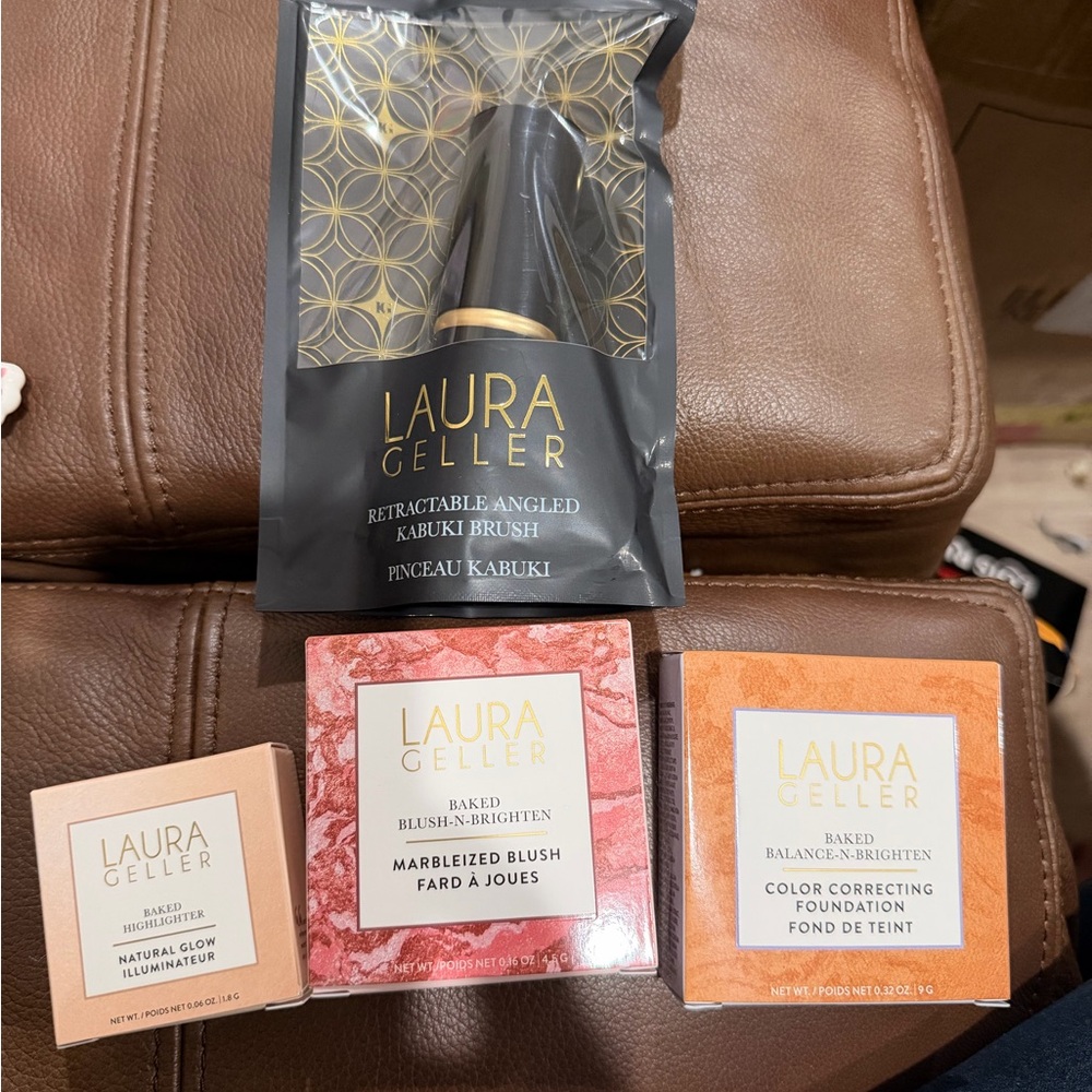 Laura Geller Blush and Foundation Set - Black, Pink, Orange